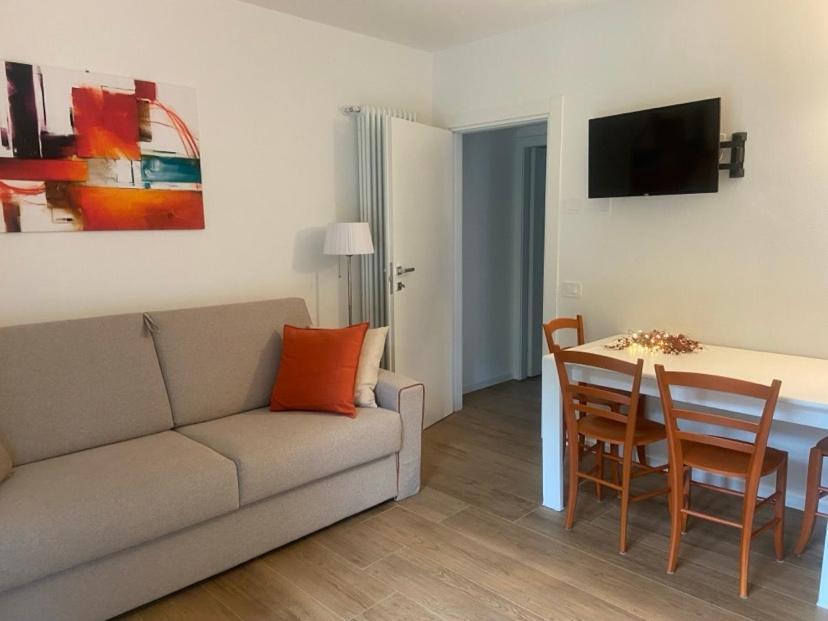 Casa Vacanze La Brenta Chiavenna Chambre photo
